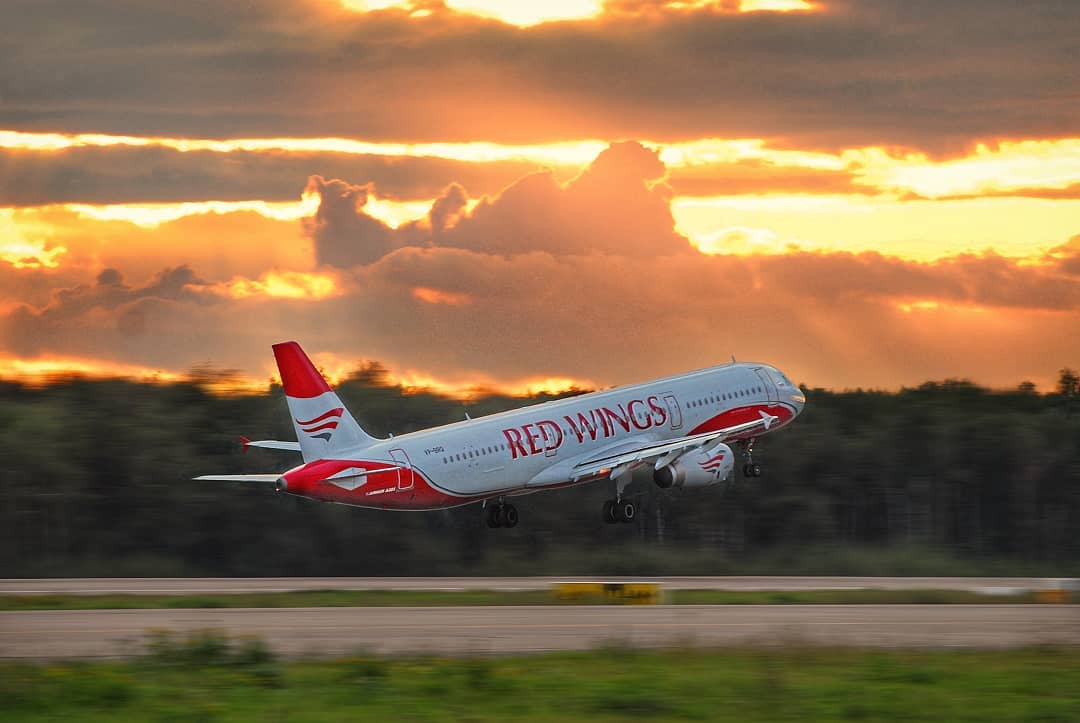Авиакомпания RED WINGS в Израиль полетит из 3 городов